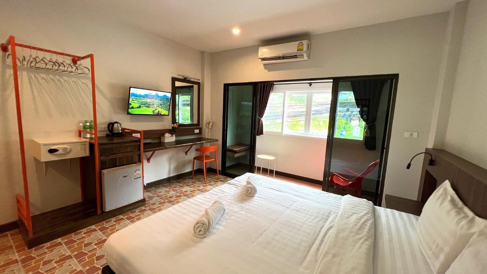 My Friend'S House Karon Hotel Ngoại thất bức ảnh
